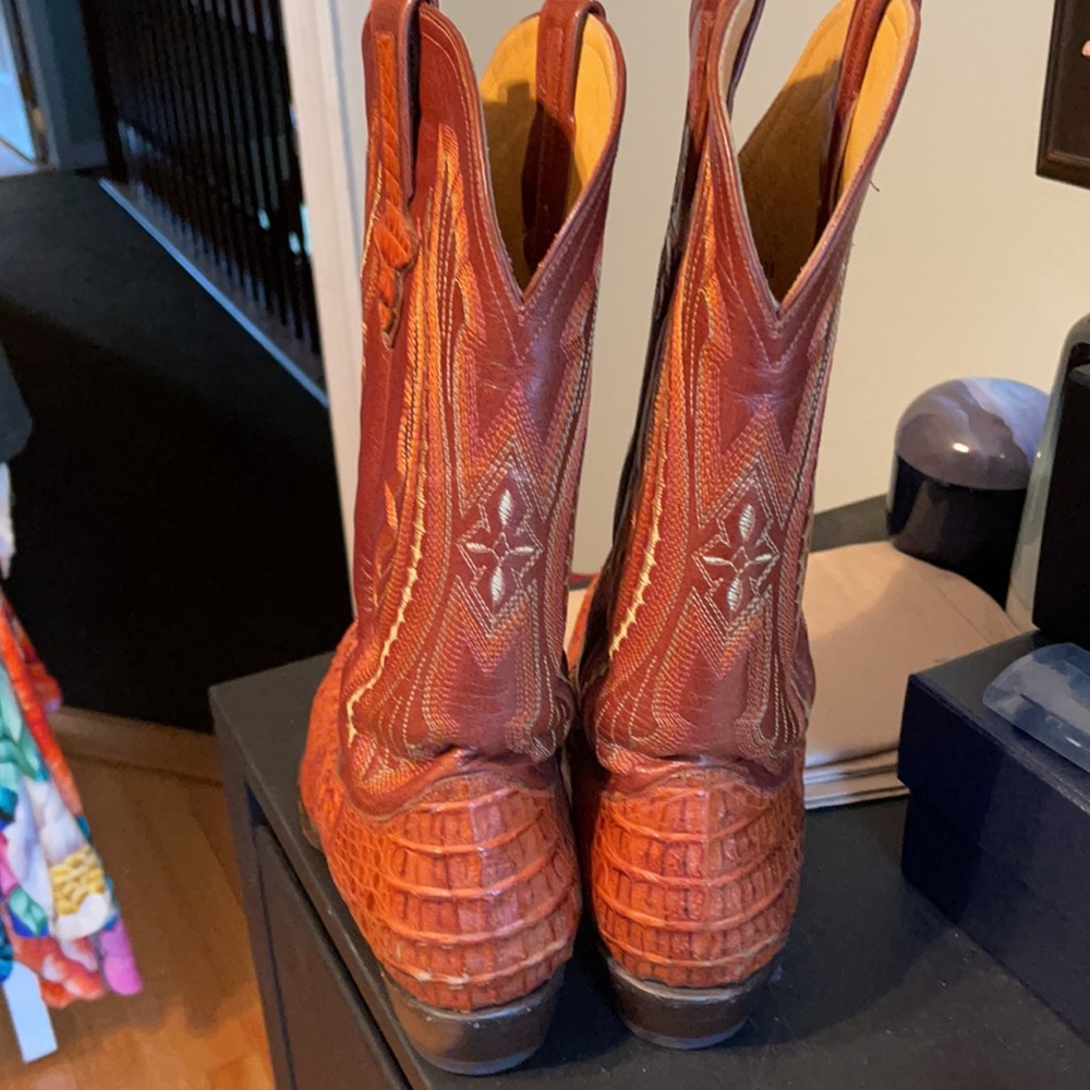 Boots - Picture 5 of 5